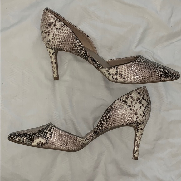 Snake print heels - Picture 3 of 3